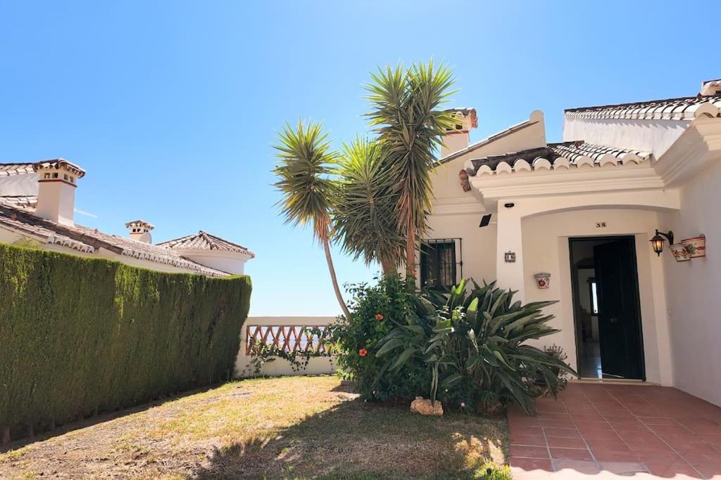 Buenavista 4 Bedroom, By Casa Del Sol Hr Feriehus Málaga